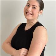 Me considero una persona responsable, intento transmitir lo mejor de mi y comunicarme de una forma que me entiendan.